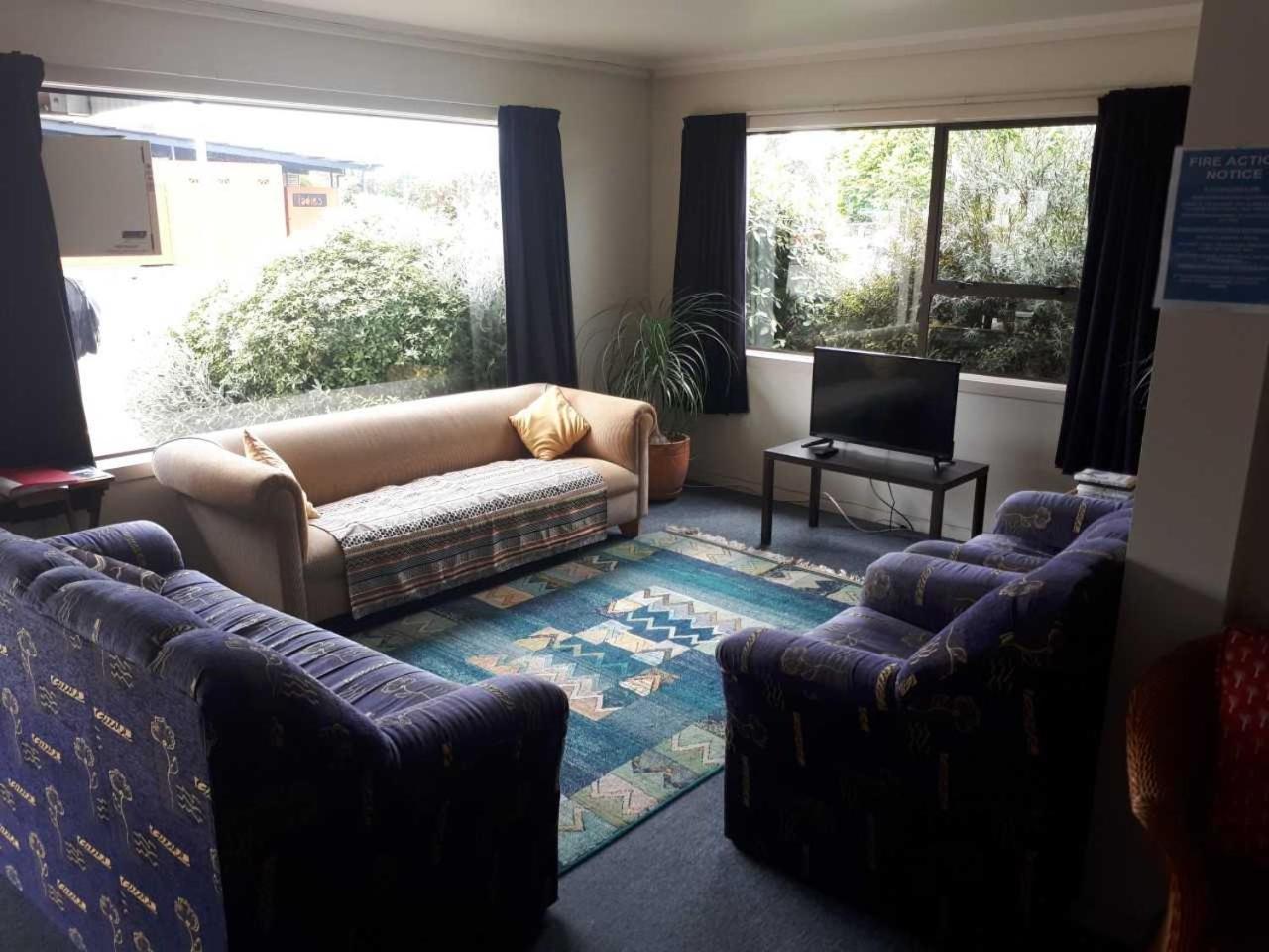 Hat Trick Lodge Motueka Extérieur photo