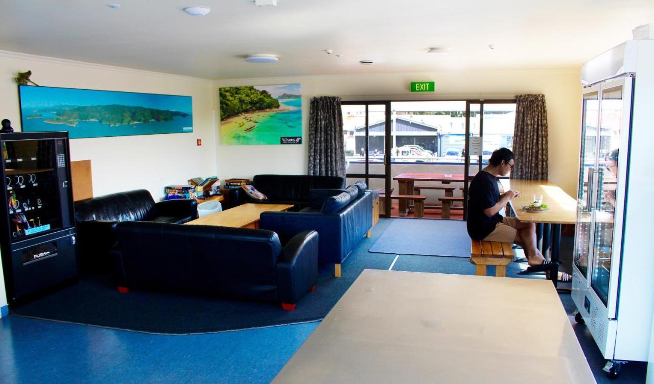 Hat Trick Lodge Motueka Extérieur photo