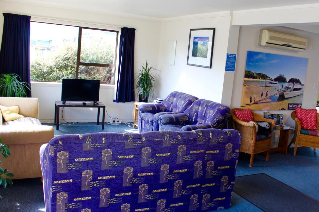 Hat Trick Lodge Motueka Extérieur photo